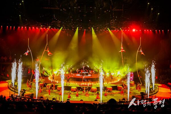 Wonderful program of the Chimelong show