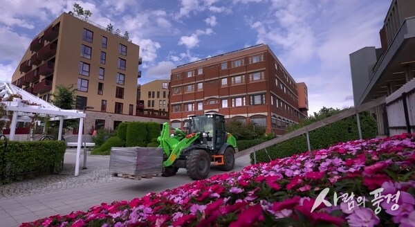 LiuGong Launches E-Intelligence Brand